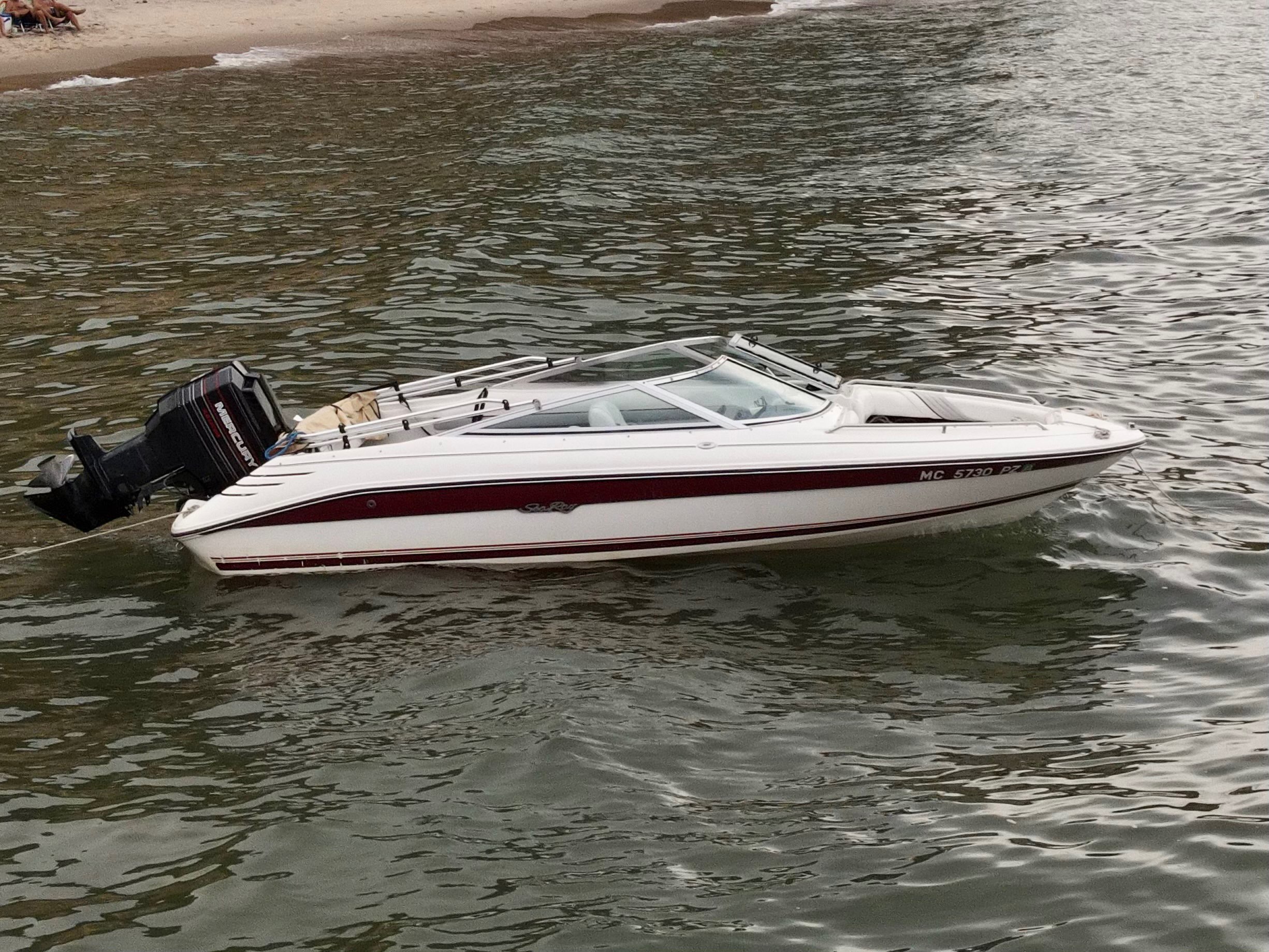 Boats For Sale in Michigan by owner | 1994 Sea Ray 180 BR