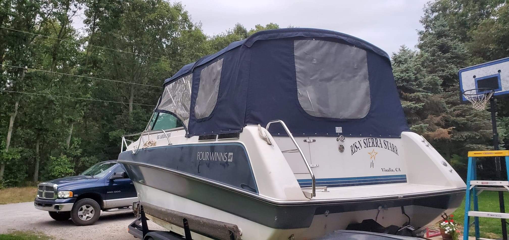 Boats For Sale in Michigan by owner | 1990 FOUR WINNS Sundowner 255
