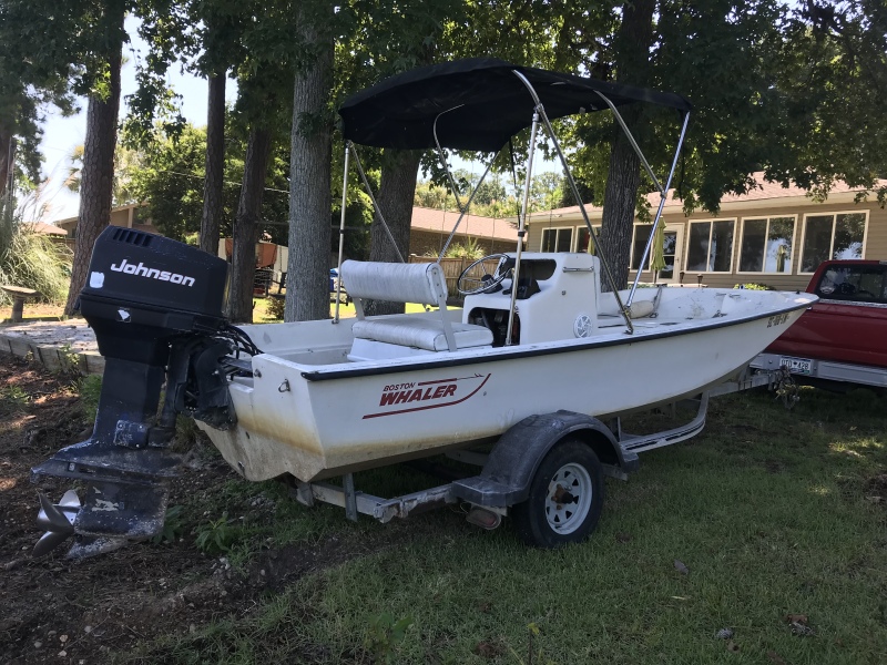 Boston Whaler Power boats For Sale by owner | 1977 17 foot Boston Whaler Newport