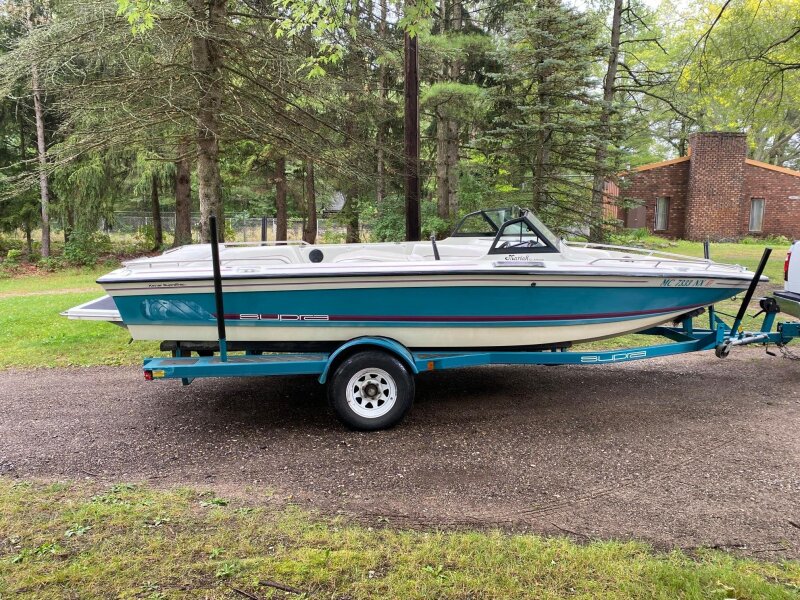Boats For Sale in Grand Rapids, Michigan by owner | 1990 21 foot SUPRA Mariah
