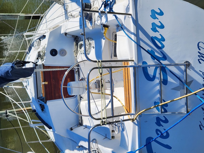 Hunter sailboats For Sale in Maryland by owner | 1986 Hunter 28.5