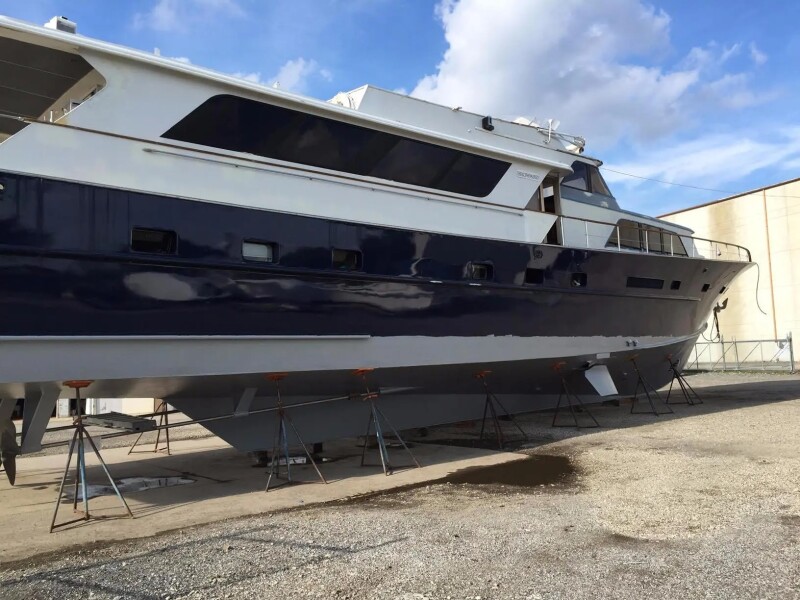 Power boats For Sale by owner | 1985 91 foot Broward Raised Bridge Motor Yacht