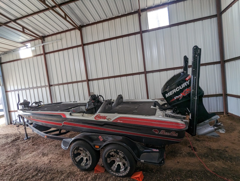 Fishing boats For Sale in Oklahoma by owner | 2015 20 foot Bass Cat Cougar FTD