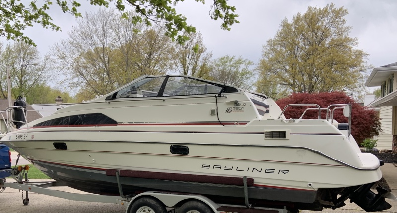 Power boats For Sale in Ohio by owner | 1990 Bayliner 2651