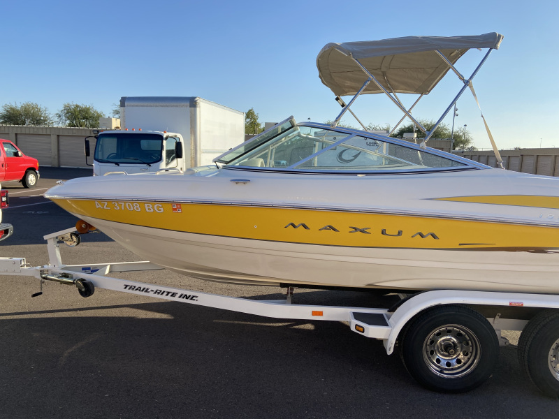 Boats For Sale by owner | 2004 Maxum 1900SR
