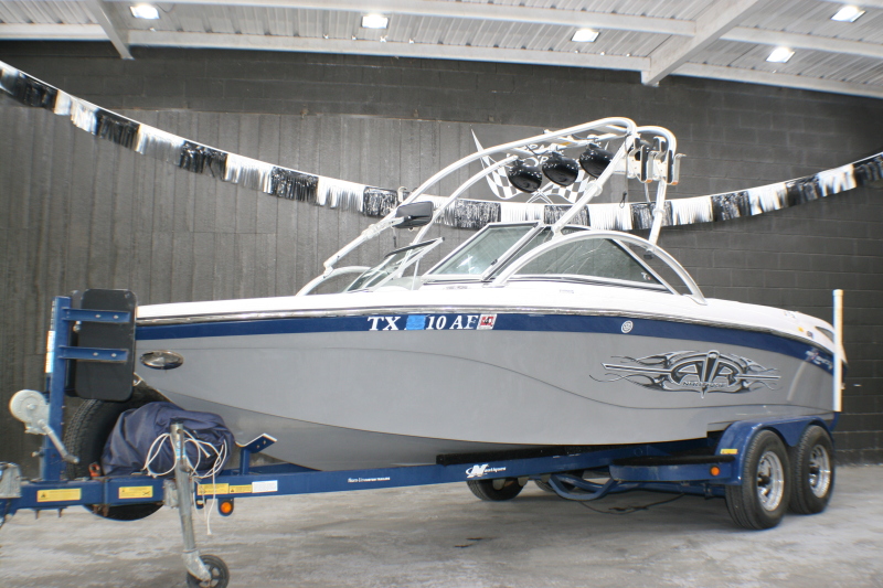 Power boats For Sale in Texas by owner | 2006 Correct craft SV211TE