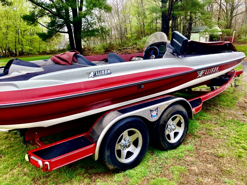 Power boats For Sale in Connecticut by owner | 2006 21 foot Allison Bass Pro Elite 