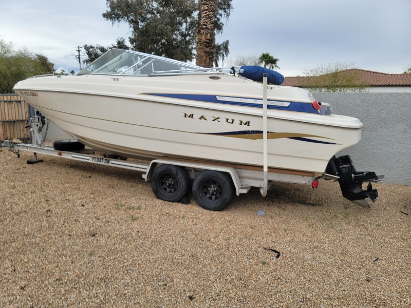 Maxum Boats For Sale by owner | 1999 Maxum 2300 SR