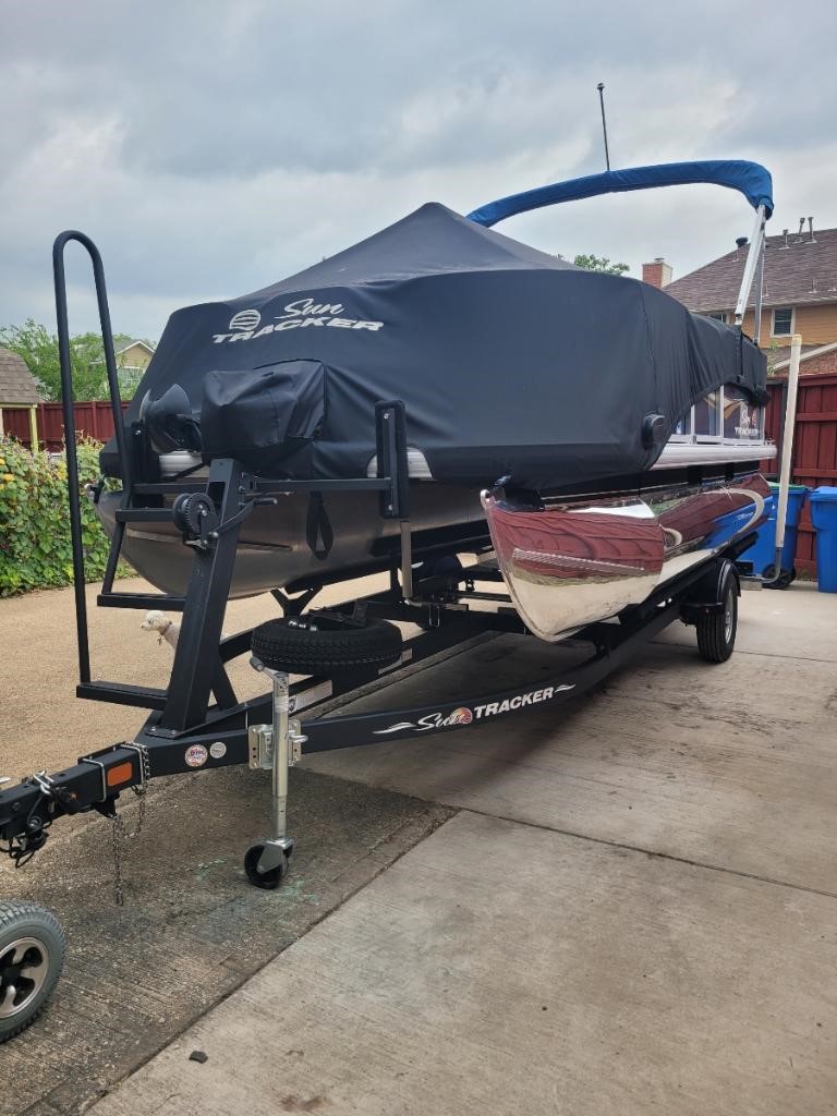 Sun Tracker Pontoon Boats For Sale by owner | 2021 Sun Tracker Bass Buggy 16XL