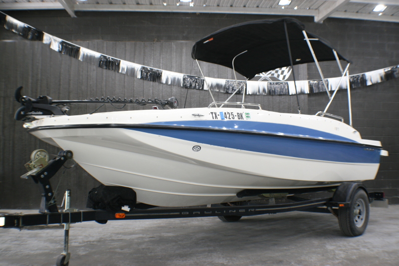 Boats For Sale by owner | 2011 Bayliner 197SD
