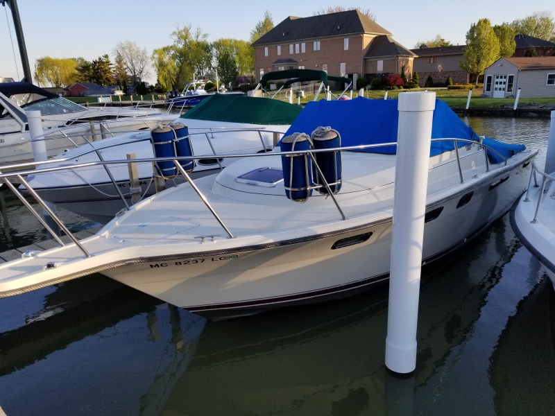 Boats For Sale in Detroit, Michigan by owner | 1982 Tiara 2700