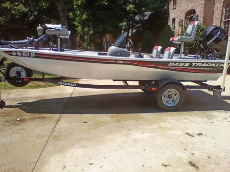 SunTracker Boats For Sale by owner | 2010 Bass tracker Bass Tracker Pro 16