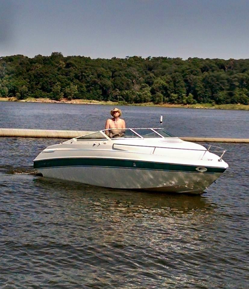 Boats For Sale by owner | 1993 Chris Craft 238 Concept cruiser