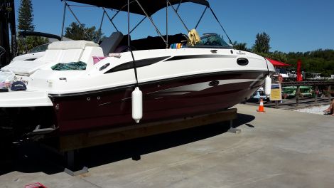 Boats For Sale in Florida by owner | 2012 26 foot Sea Ray Sea Ray