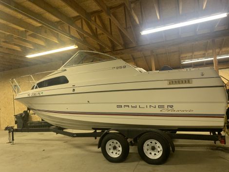 Boats For Sale in Michigan by owner | 1994 22 foot CRUISERS Bayliner classic 