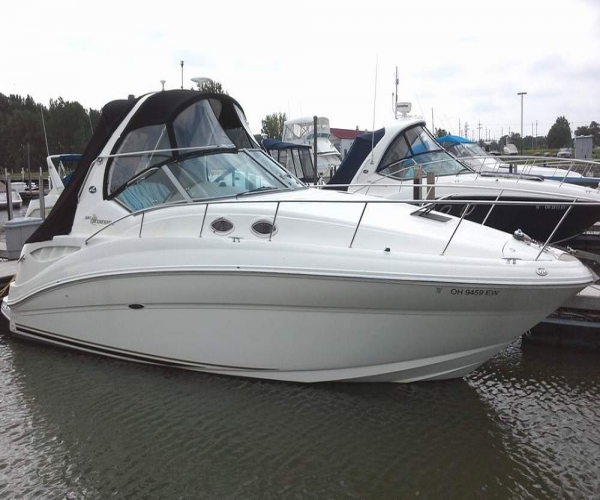 2002 Sea Ray 320 Sundancer Power boat for Sale in Sandusky, OH