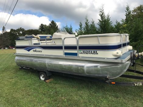 Pontoon Boats For Sale by owner | 2002 19 foot ODYSSEY Odyssey