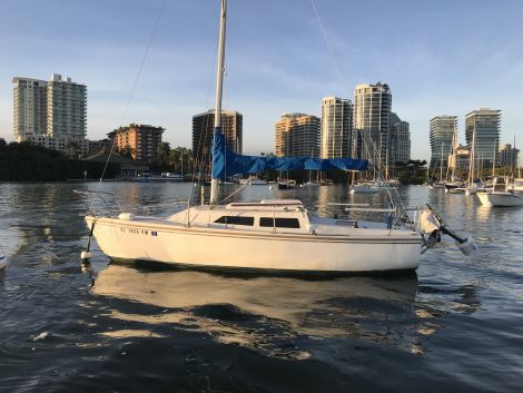 Sailboats For Sale in Miami, Florida by owner | 1987 Catalina Catalina 22