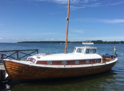 Motoryachts For Sale by owner | 1955 30 foot Other wood boat