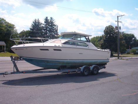 1975 Sea Ray SRV 240 HT Power boat for Sale in Chambersburg, PA