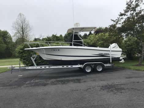 Power boats For Sale in Providence, Rhode Island by owner | 1997 Hydra-Sports 2250 Vector