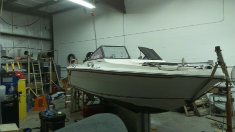 1985 21 foot renken cuddy Power boat for Sale in Village of Lakewood, IL