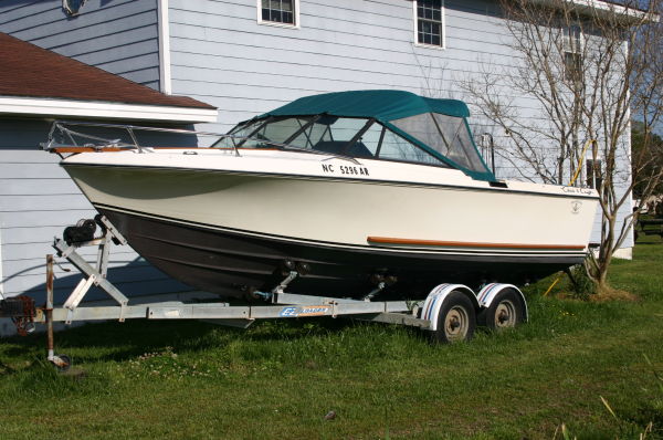 1979 Chris Craft Lancer 210 Power boat for Sale in Oriental, NC