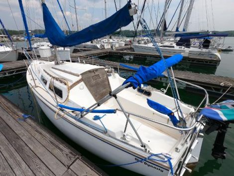 Sailboats For Sale by owner | 1985 Catalina 25