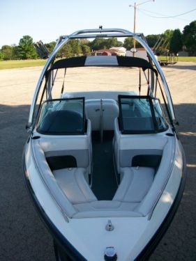 1993 Mastercraft Prostar 205 Power boat for Sale in Elk Grove Vlg, IL